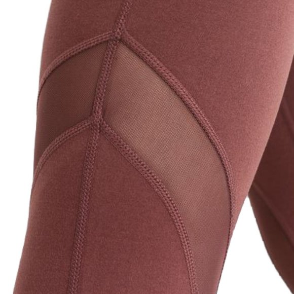 Yoga pants Mesh Cutouts 7/8 Length leggings - Picture 5 of 5